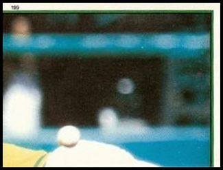 83TS 199 Rickey Henderson.jpg